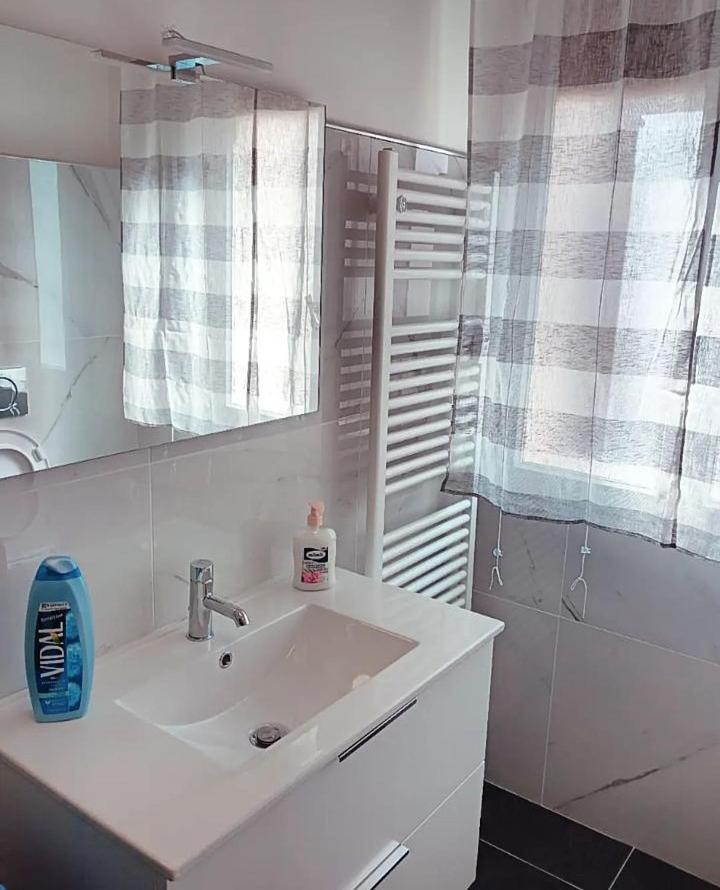 Casa Jasmine Otel Camporosso  Dış mekan fotoğraf